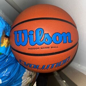 Wilson EVOLUTION GAME BASKETBALL